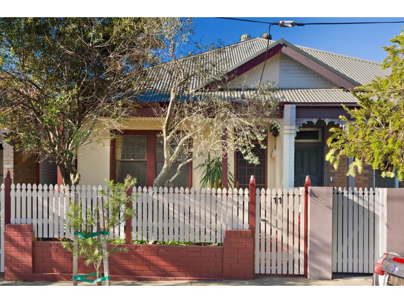 11 Grove Street, St Peters NSW 2044