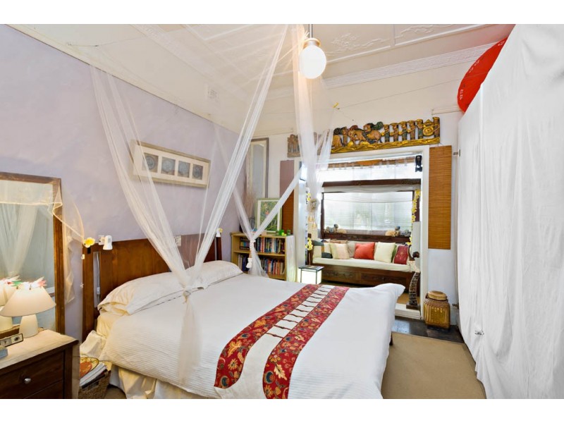 8 Hillcrest Street, Tempe NSW 2044