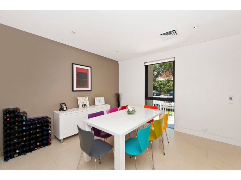 13 Kingston Road, Camperdown NSW 2050