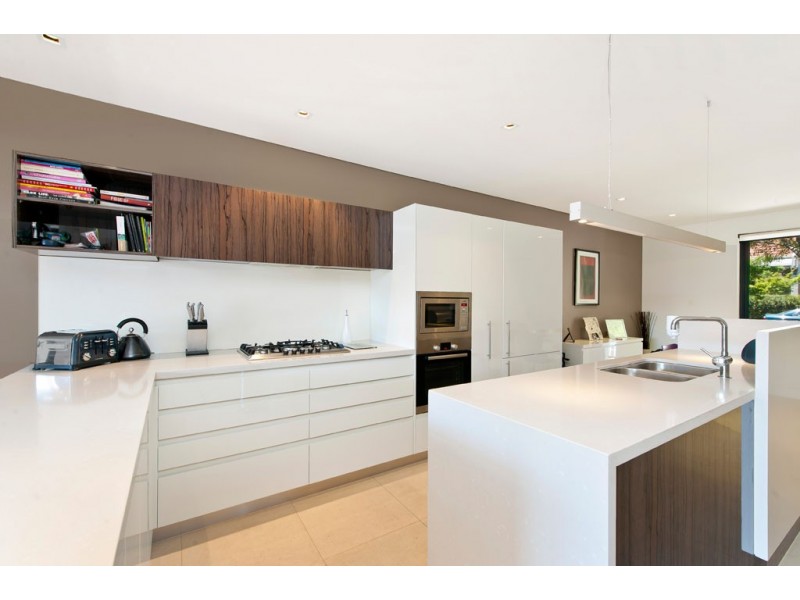 13 Kingston Road, Camperdown NSW 2050