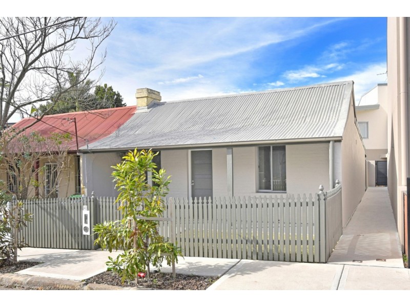 40 Crown street, St Peters NSW 2044