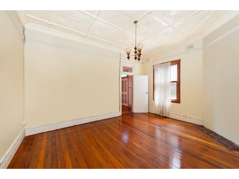 100 Newington Road, Marrickville NSW 2204