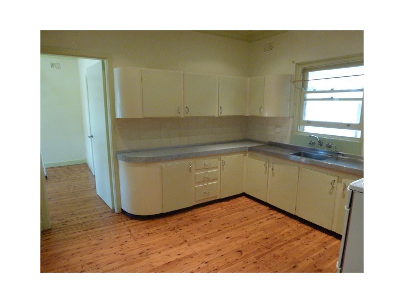 8 Bell Ave, Kogarah NSW 2217