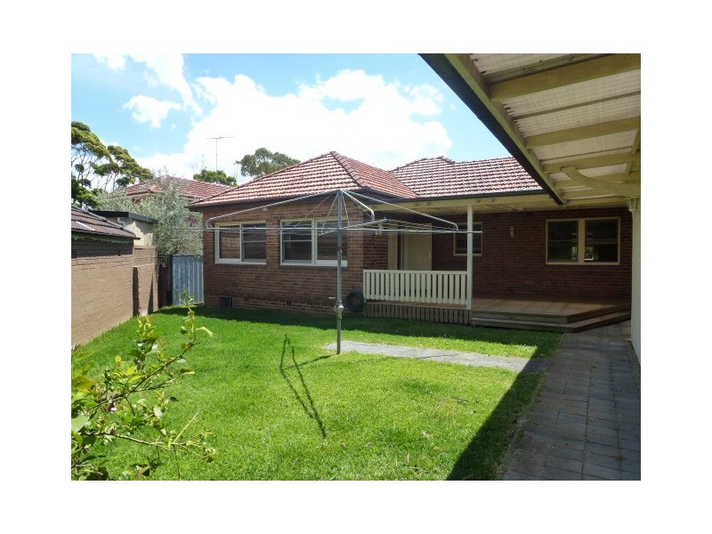 8 Bell Ave, Kogarah NSW 2217