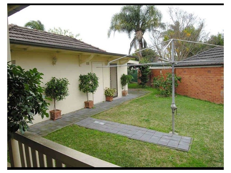 8 Bell Ave, Kogarah Bay NSW 2217