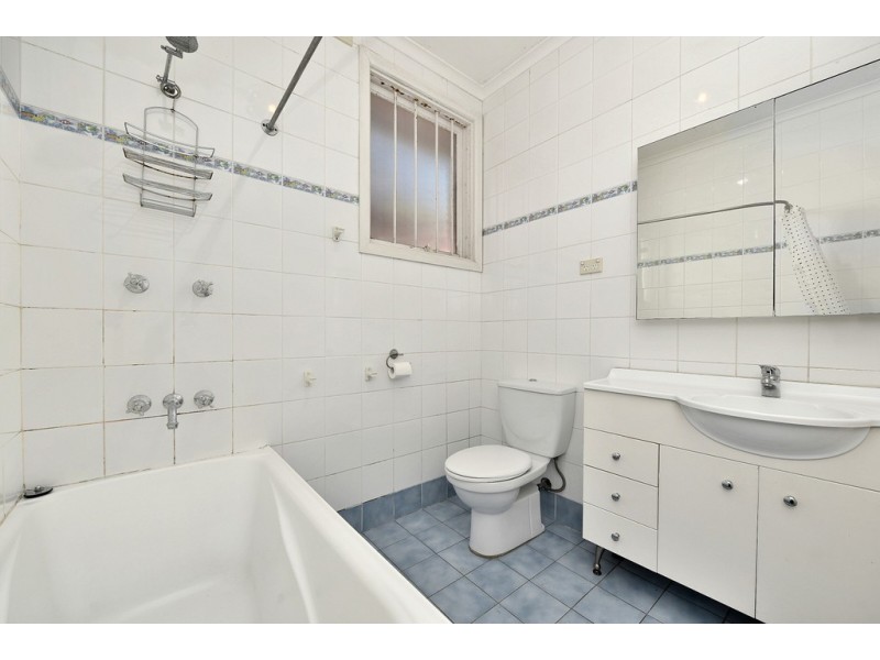 74 Yelverton St, Sydenham NSW 2044