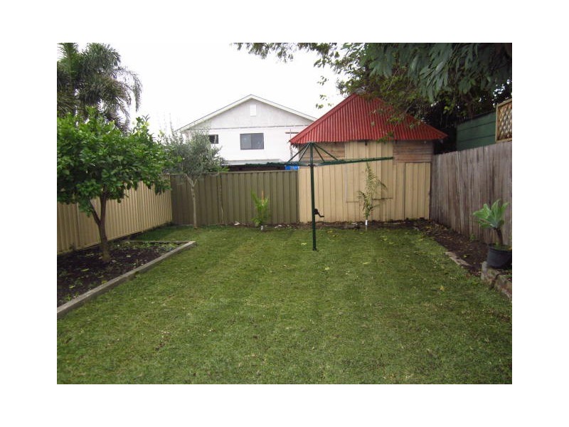 33a Premier Street, Marrickville NSW 2204