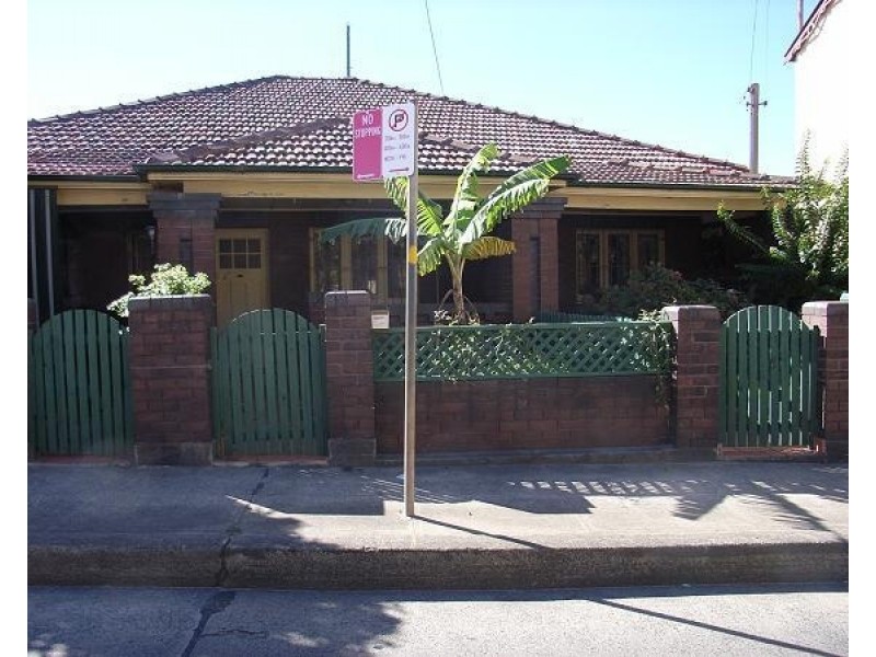 33 Campbell Street, St Peters NSW 2044