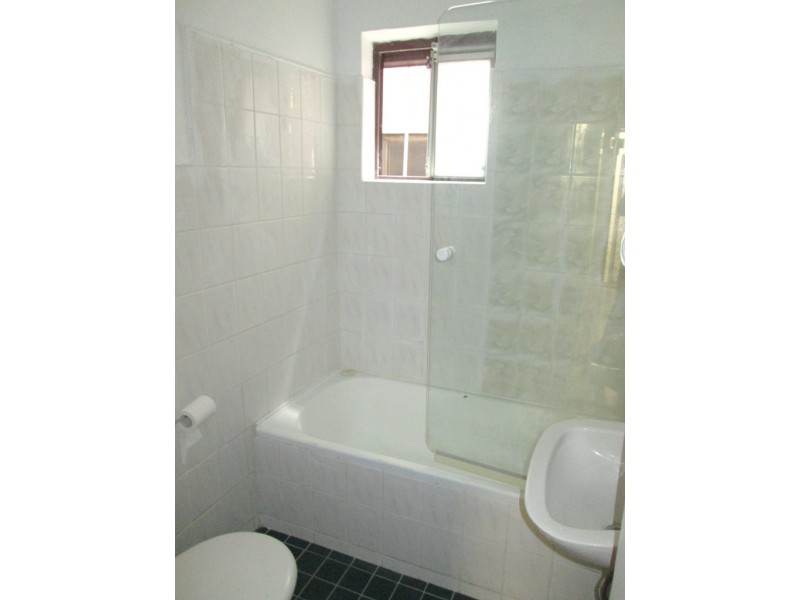 35 Lymerson street, Tempe NSW 2044