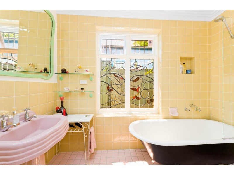 8 Lennox Street, Newtown NSW 2042