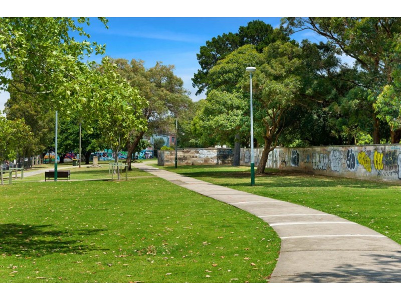 8 Lennox Street, Newtown NSW 2042