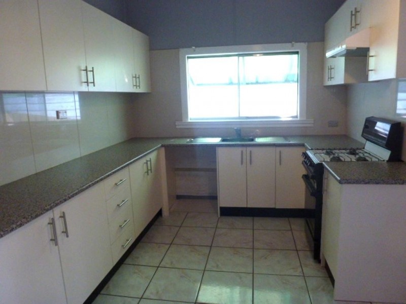 11 Quarry Street, Tempe NSW 2044