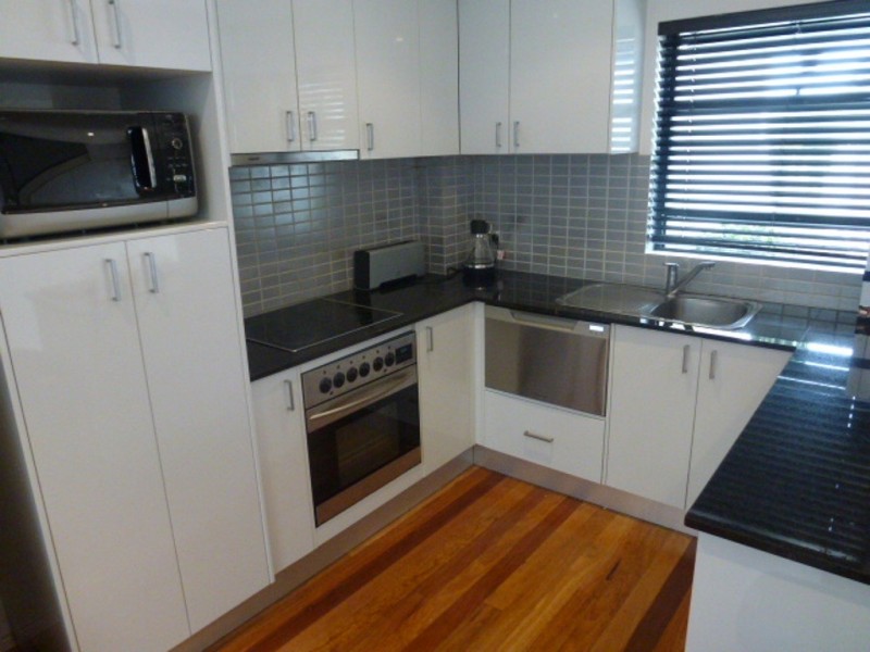 1/118-120 New Canterbury Rd, Petersham NSW 2049
