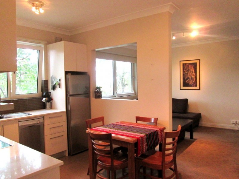 4/16 Sebastopol Street, Enmore NSW 2042