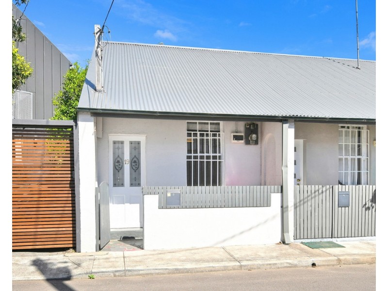 19 Lyne Lane, Alexandria NSW 2015