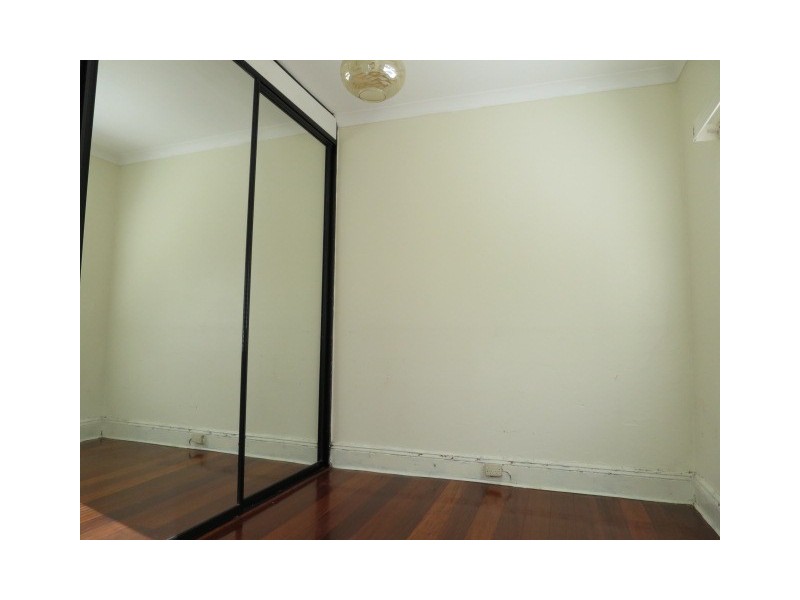 12 Arthur Street, Marrickville NSW 2204