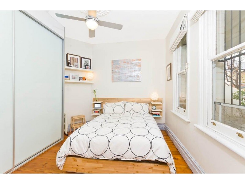 17 Oxford St, Newtown NSW 2042