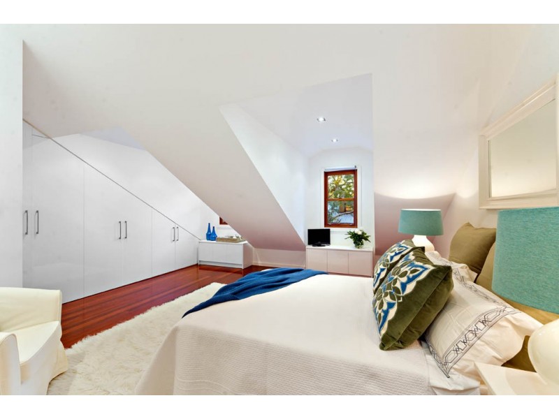 60 Kingsclear Road, Alexandria NSW 2015