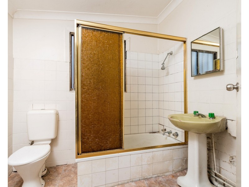 42 Edith Street, St Peters NSW 2044