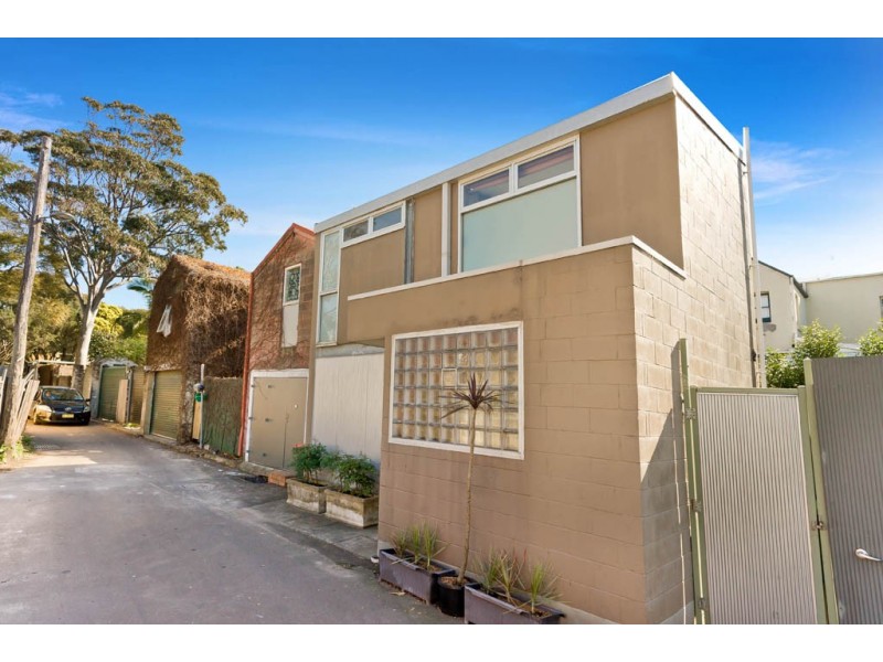 30 Linthorpe Lane, Newtown NSW 2042