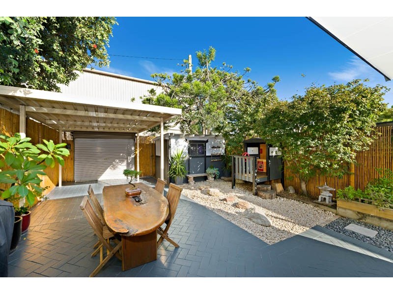 128 Unwins Bridge Road, St Peters NSW 2044