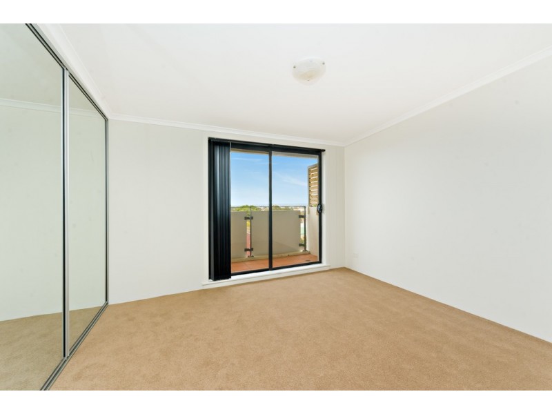 90/3 Erskineville Road, Newtown NSW 2042