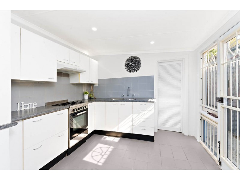 7 Angel Street, Newtown NSW 2042