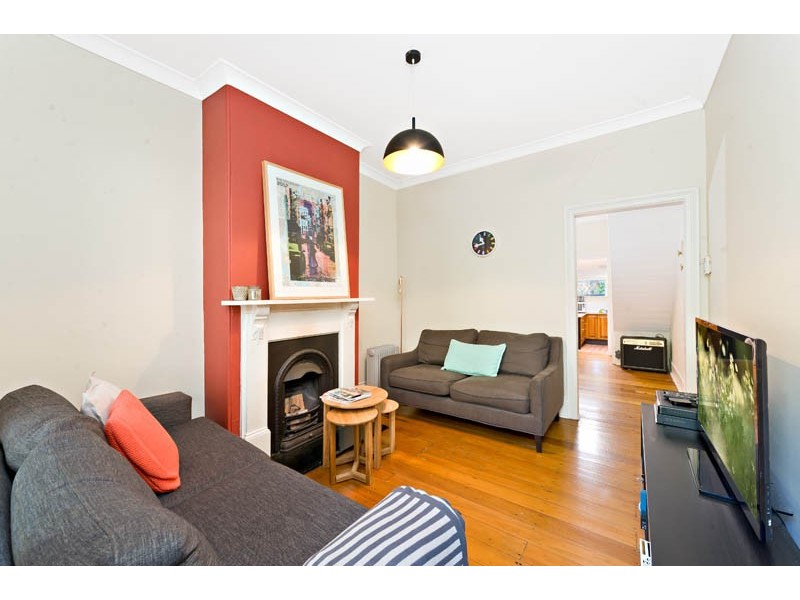 18 Whitehorse Street, Newtown NSW 2042