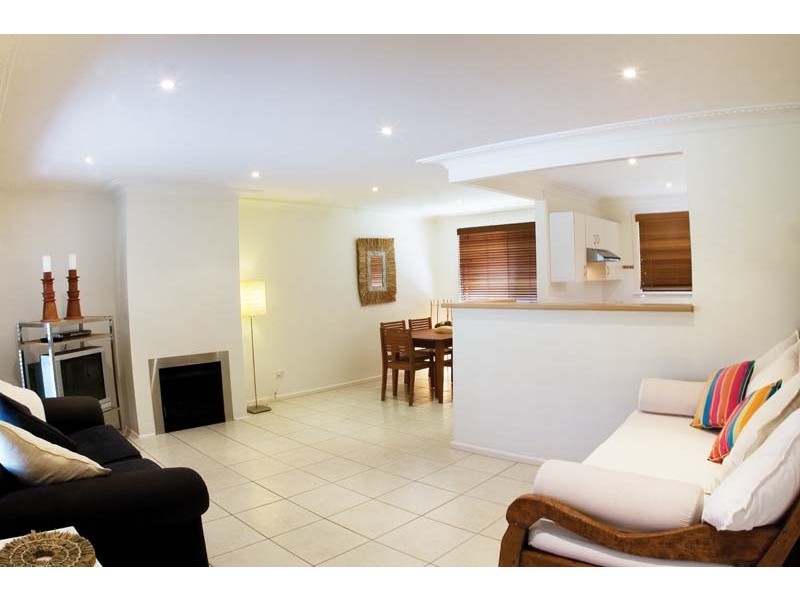 71 Surfrider Ave, North Avoca NSW 2260