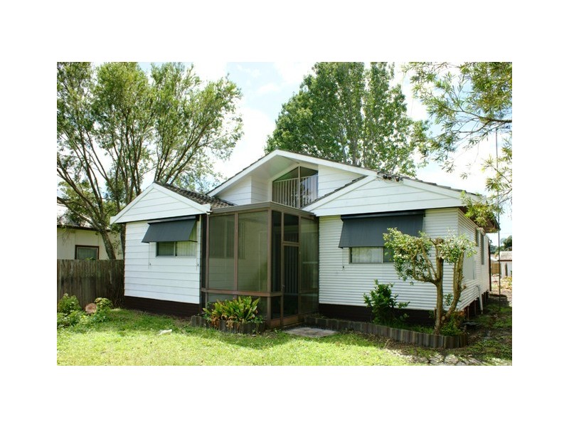 14 Lenora Ave, Davistown NSW 2251