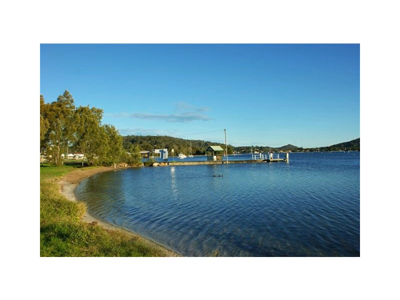 14 Lenora Ave, Davistown NSW 2251