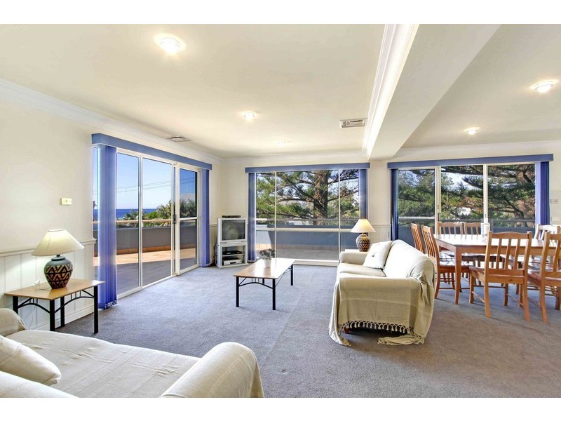 2/21-23 North Avoca Pde, North Avoca NSW 2260