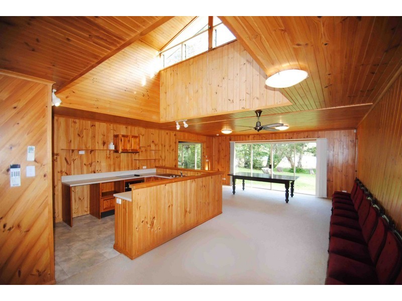 21a Lake Street, North Avoca NSW 2260