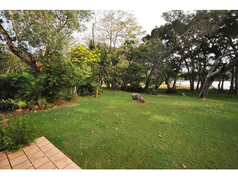 21a Lake Street, North Avoca NSW 2260