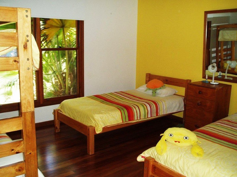 5 Seasound Cres, North Avoca NSW 2260