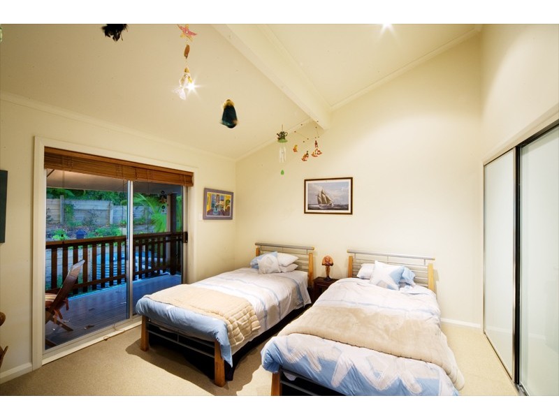 27 Francis Road, North Avoca NSW 2260