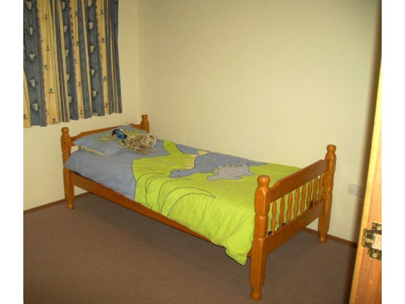 9 Easter Parade, North Avoca NSW 2260