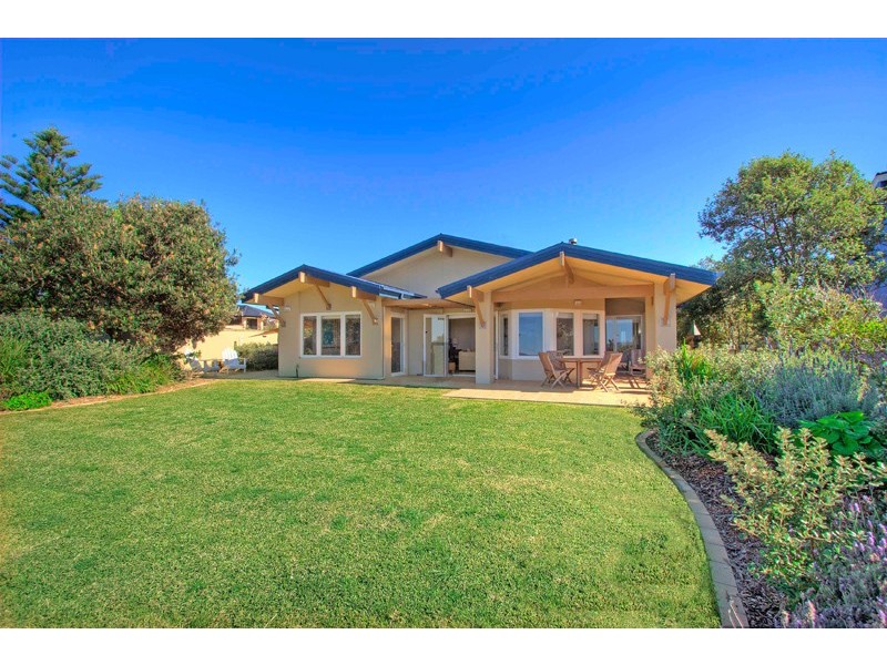 44 Ocean Street, North Avoca NSW 2260