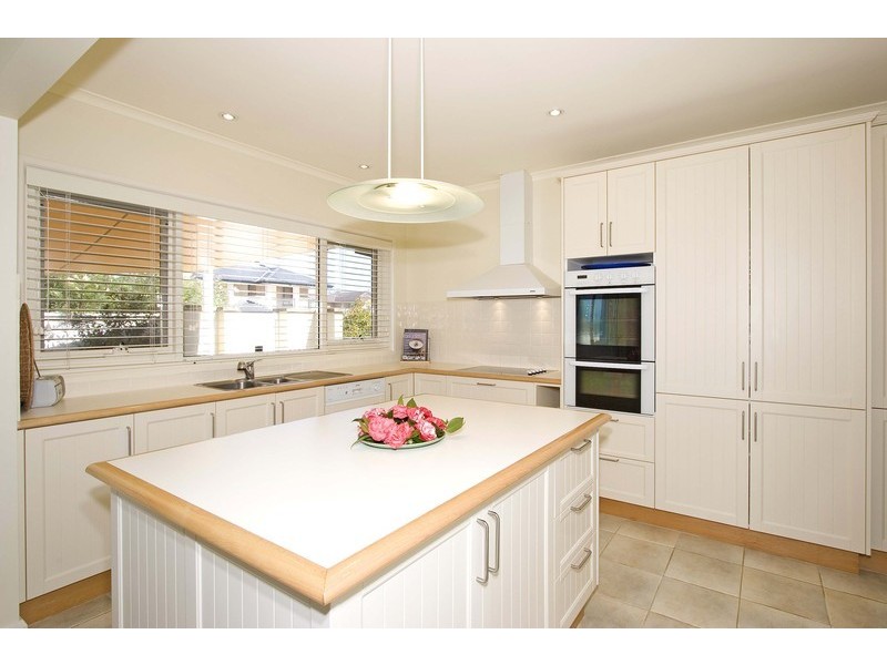 44 Ocean Street, North Avoca NSW 2260