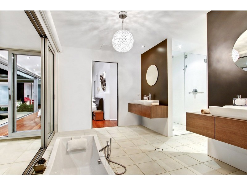 6 View Street, North Avoca NSW 2260