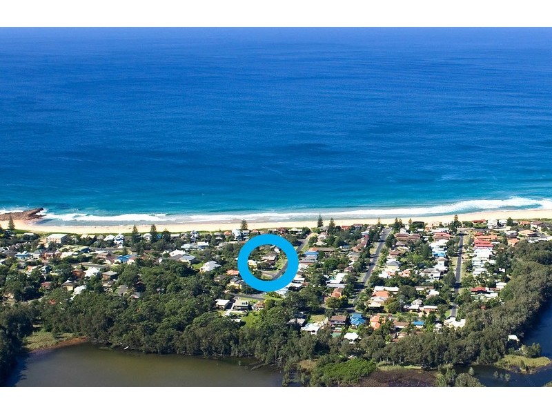 6 View Street, North Avoca NSW 2260