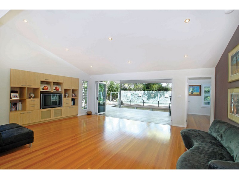 29 Ocean Street, North Avoca NSW 2260