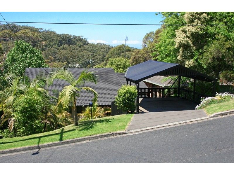 14 Beachcomber Parade, North Avoca NSW 2260