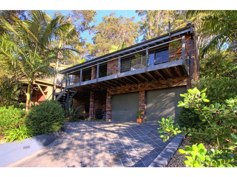 81 Lakeshore Drive, North Avoca NSW 2260