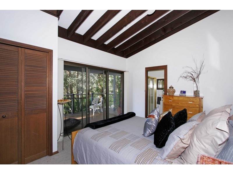 81 Lakeshore Drive, North Avoca NSW 2260