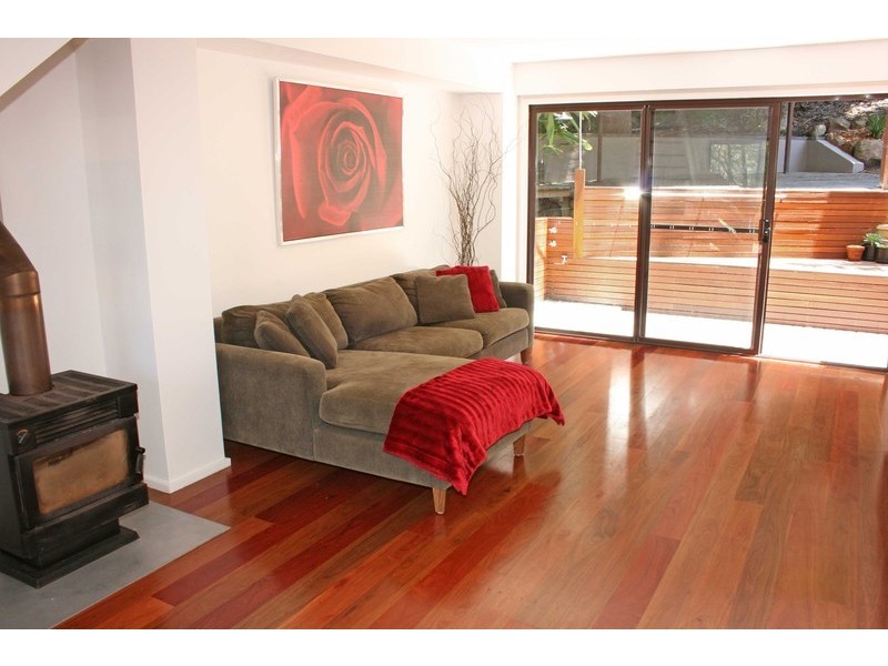 20 Harcourt Place, North Avoca NSW 2260