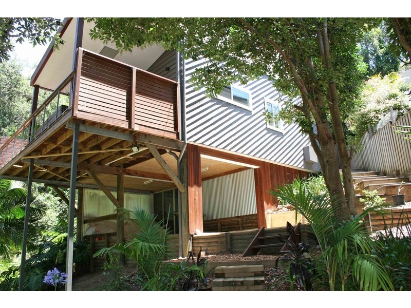 20 Harcourt Place, North Avoca NSW 2260