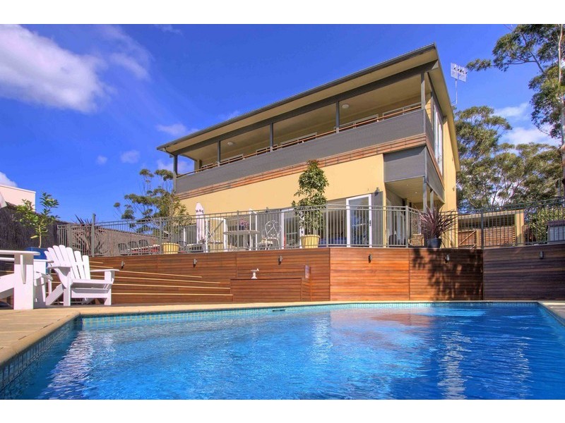 52 Hillcrest St, Terrigal NSW 2260