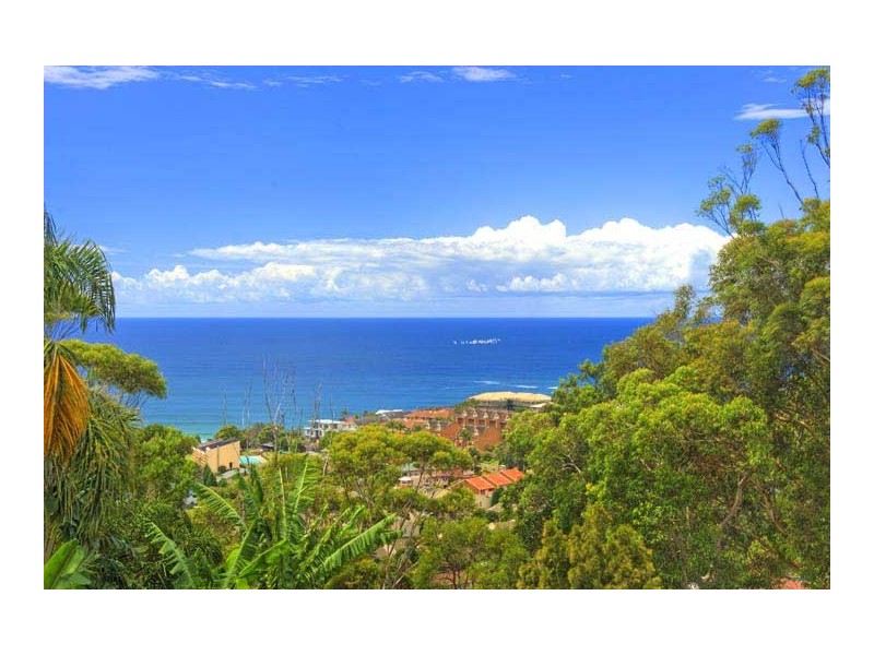 52 Hillcrest St, Terrigal NSW 2260