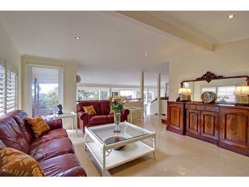 52 Hillcrest St, Terrigal NSW 2260